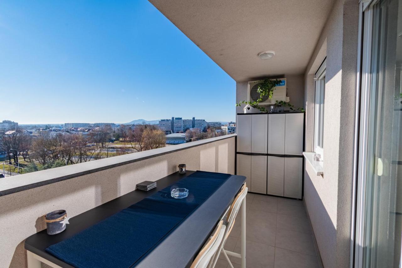Flexible Selfcheckins 30 - Zagreb - Garage - Electric Vehicle Ccharger - Big Loggia - New - Apartments Repinc 30 Экстерьер фото